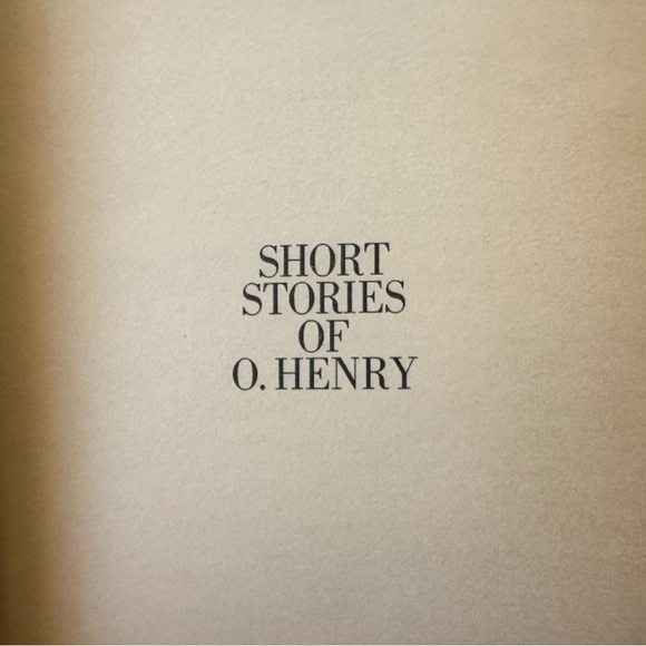 VINTAGE 1966 ‘Classics to Grow On’ Set of 4 Books - Robin Hood, Dickens, & More - Picture 10 of 13